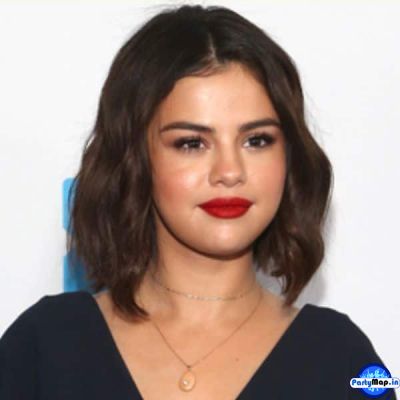 Photo of Selena Gomez at a show