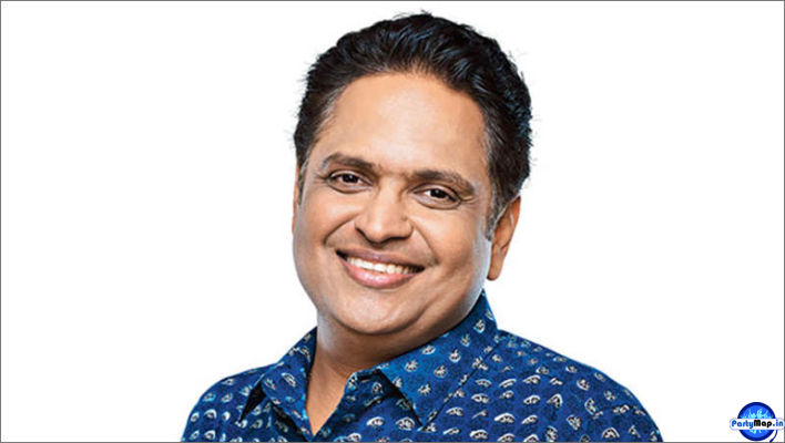 Photo of Shamir Tandon at a concert