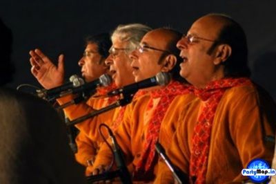 Photo of Sharma Bandhu at a concert
