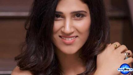 Photo of Shashaa Tirupati at a concert