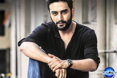Photo of Shekhar Ravjiani at a show