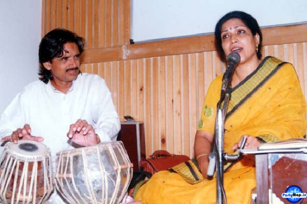 Photo of Shivanti Sanyal at a show