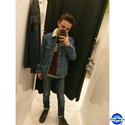 Photo of Soumi Sahis at an appearance