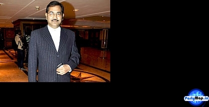 Photo of Sudesh Bhosle at a concert