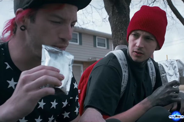 Photo of twenty one pilots at an appearance