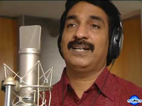 Photo of Unni Menon at a concert