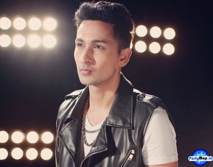 Official profile picture of Zack Knight