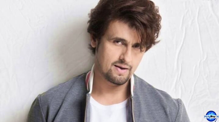 Photo of Sonu Nigam at a show