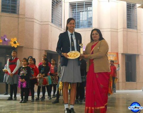 Photo of Karman Kaur Thandi at a concert