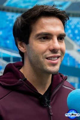 Photo of Marcelinho Leite at a concert