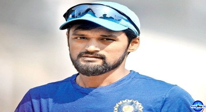 Photo of Shahbaz Nadeem at a concert