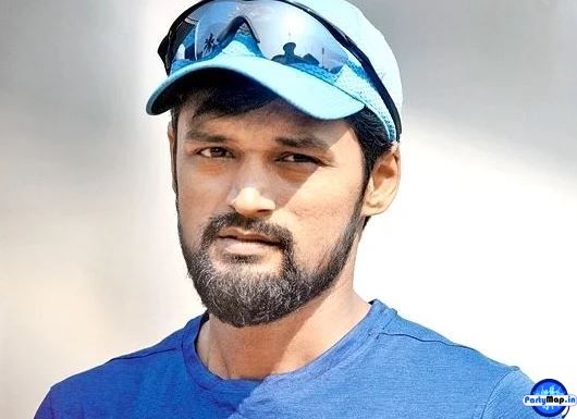 Photo of Shahbaz Nadeem at an appearance