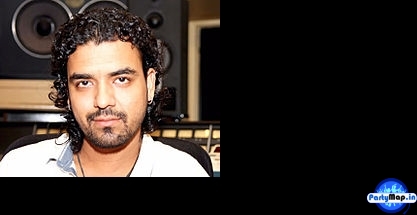 Photo of Toshi at a concert