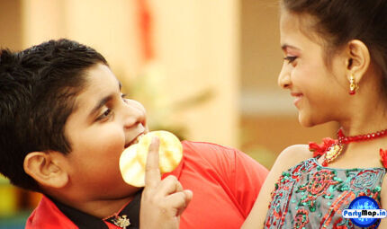 Photo of Akshat Singh at a concert