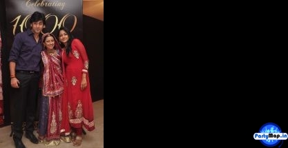 Photo of Anjum Farooki at a concert