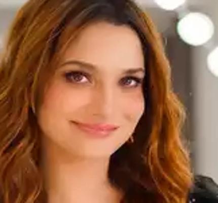 Official profile picture of Ankita Lokhande