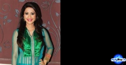 Photo of Dimple Jhangiani at a concert