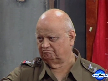 Photo of Dinyar Contractor at an appearance