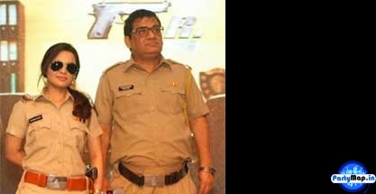 Photo of Gopi Bhalla at a show