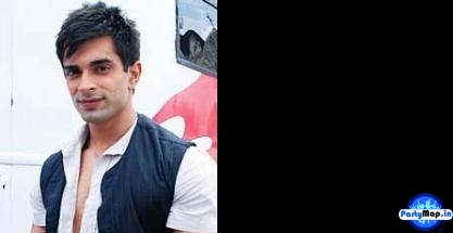 Photo of Karan Grover at a concert