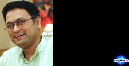 Photo of Kiran Karmarkar at a concert