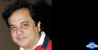 Photo of Mahesh Thakur at a show