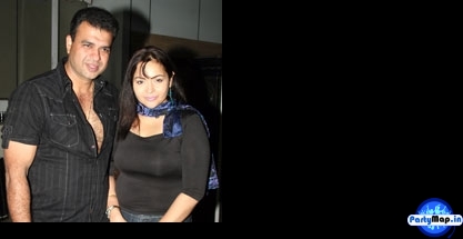 Photo of Nimai Bali at a concert