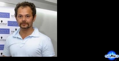 Photo of Raj Zutshi at a concert