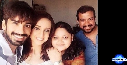 Photo of Sanaya Irani at a show