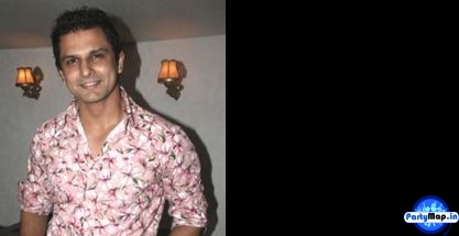 Photo of Sandeep Rajora at a show