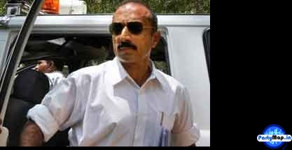 Photo of Sanjeev Bhatt at a show