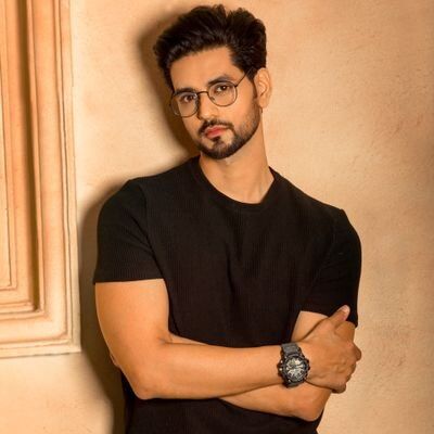 Photo of Shakti Arora at a show