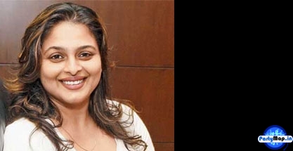 Photo of Shilpa Shirodkar at a show