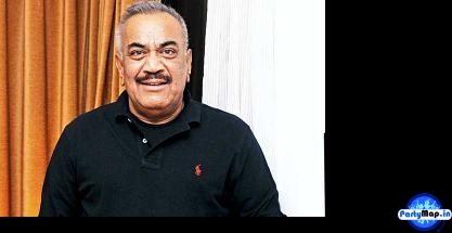 Photo of Shivaji Satam at a concert