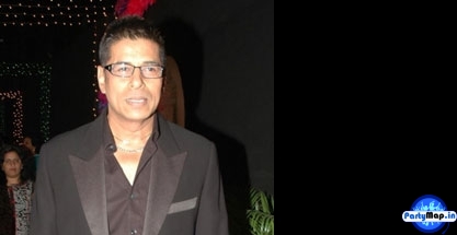 Photo of Sudesh Berry at a show