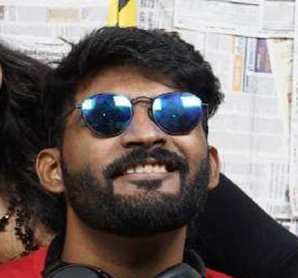 Official profile picture of Abhi and Niyu